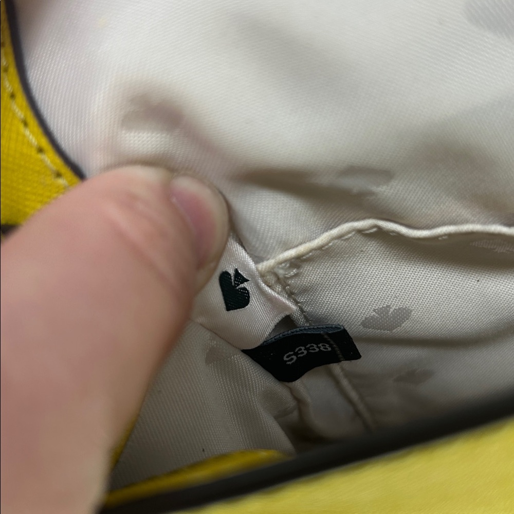 8002 KATE SPADE SAFFIANO LEATHER YELLOW CROSSBODY 254558002 - Picture 7 of 10